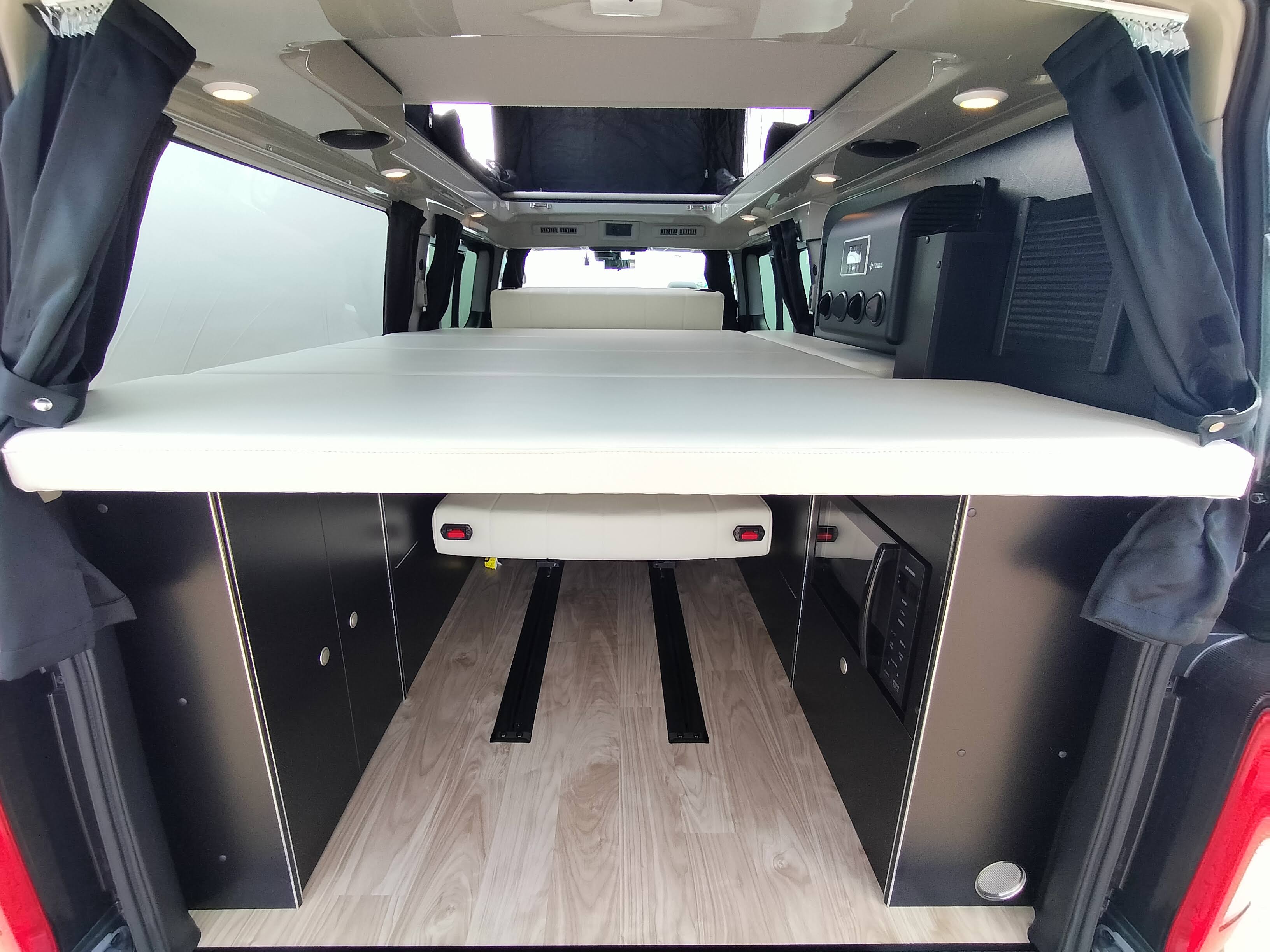 Interior View 5