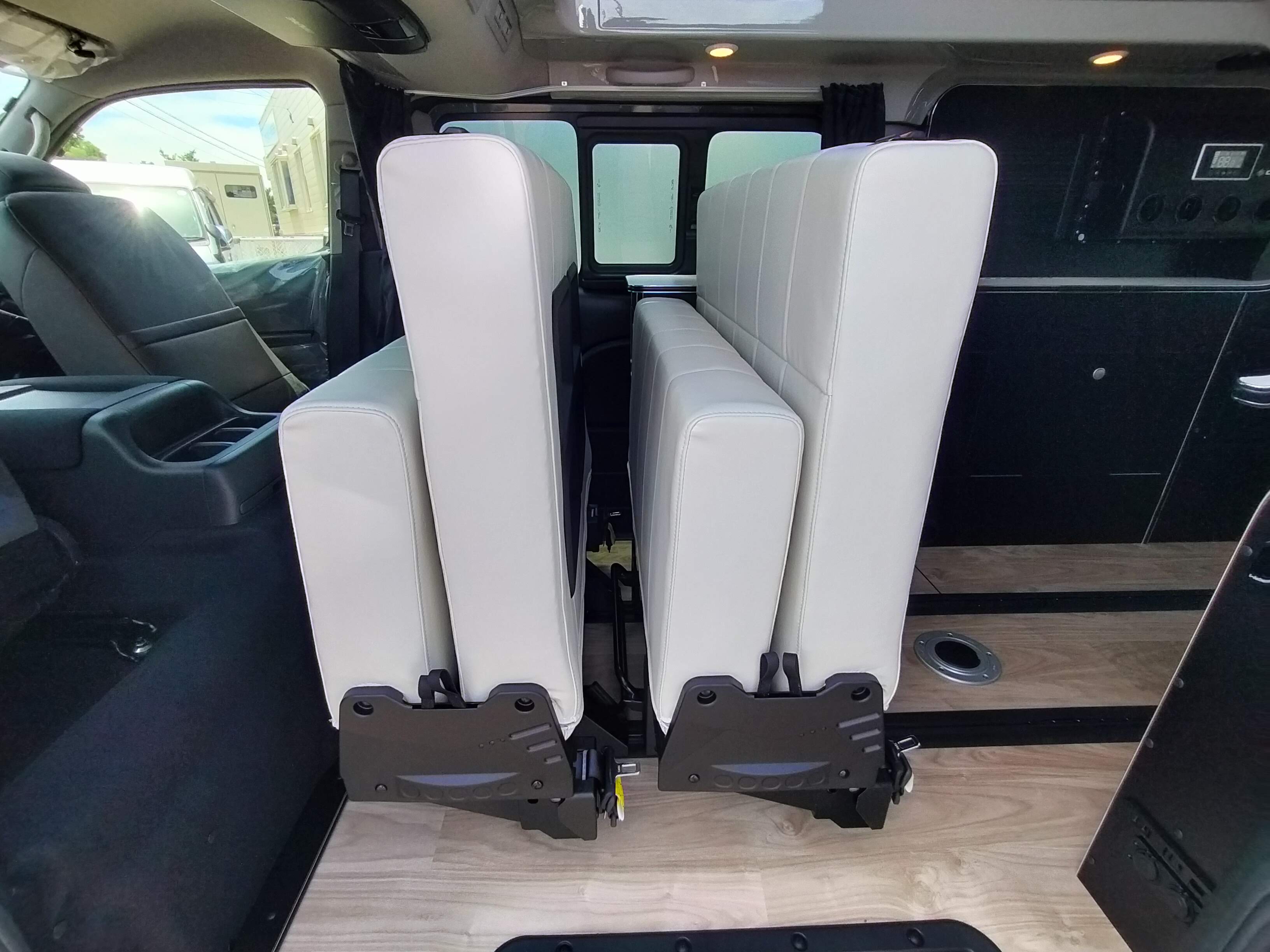 Interior View 5
