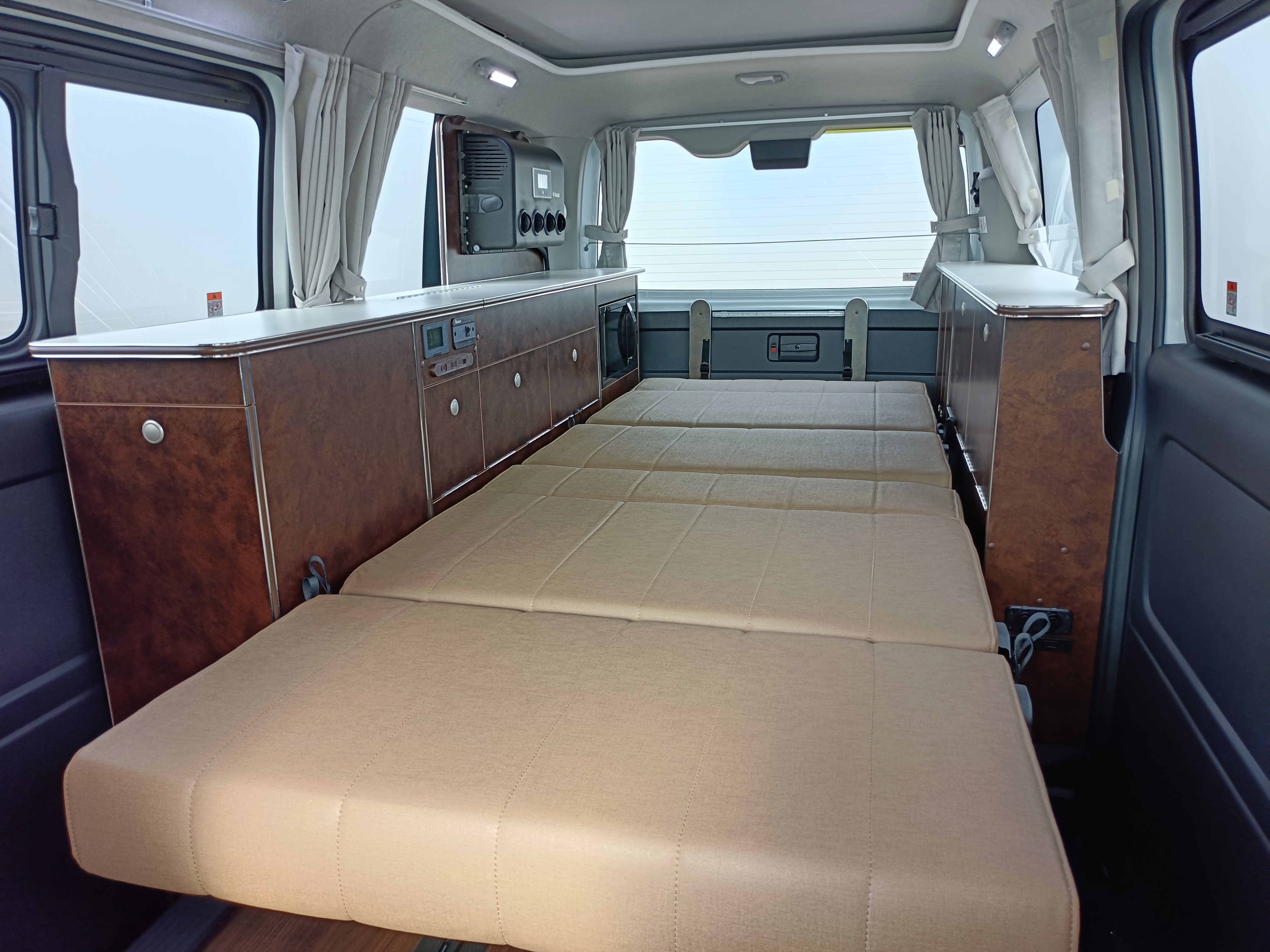 Interior View 6
